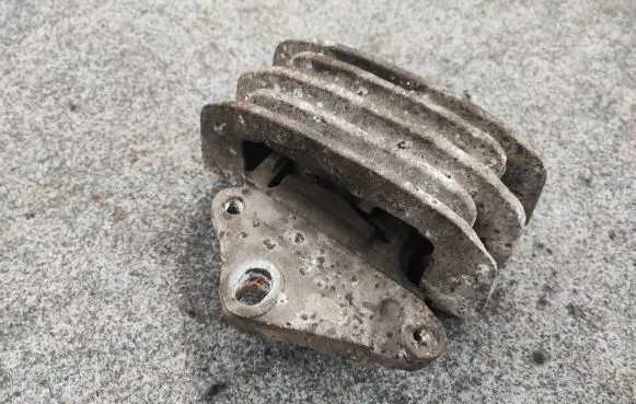 Ford Transit Engine mount bracket