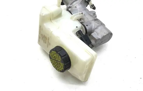 Volkswagen Taos Master brake cylinder 32668423 5Q1611301G