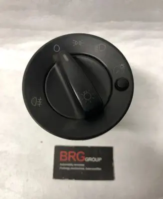 Volkswagen PASSAT B5 Light switch 3B0941531 23849733