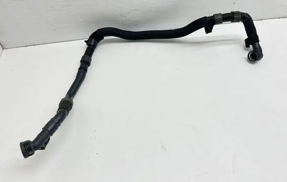 Audi Q3 F3 Air intake hose/pipe 303982500