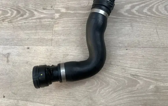 BMW 3 E92 E93 Engine coolant pipe/hose 7540127 17127540127