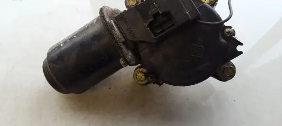 Mazda 323 F Wiper motor