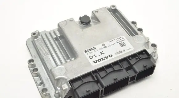 Volvo V50 Engine control unit/module ECU 31272996