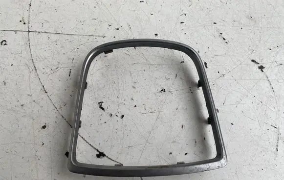 Hyundai i40 Gear shifter surround trim plastic 846523Z000
