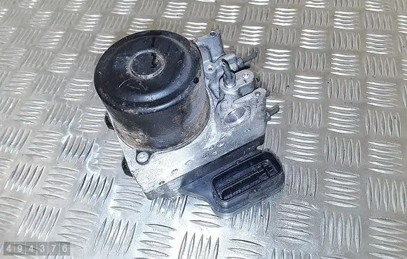 Lexus IS 220D-250-350 ABS Pump 4454053240 8954153110