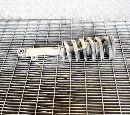 Mitsubishi L200 Front shock absorber/damper