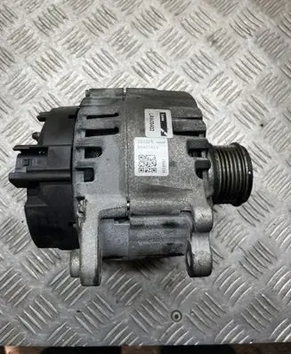 Volkswagen PASSAT CC Generator/alternator LRA03402 T9018159