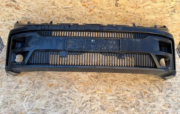Renault Master IV Front bumper 622541366R