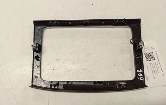 Volkswagen PASSAT B6 Radio/GPS head unit trim 3C0858069AE