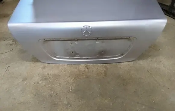 Mercedes-Benz S W220 Tailgate/trunk/boot lid