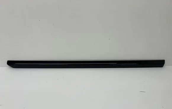 BMW 2 G42 Front door glass trim molding 7482860 22164445