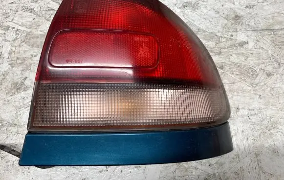 Mazda 626 Rear/tail lights 0431392R