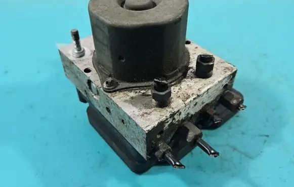 Tesla Model S ABS Pump 6006363-00-D IMPRK1414038
