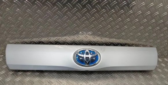 Toyota Prius+ (ZVW40) Trunk door license plate light bar 7680147140 7681147130