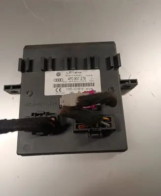 Audi Q7 4L Comfort/convenience module 4F0907279 4F0910279K F005V00619