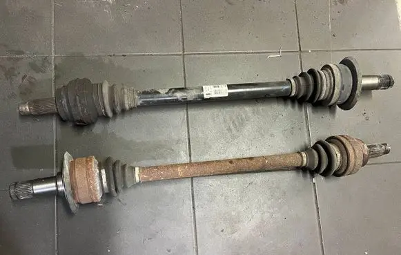 BMW X5 E70 Rear driveshaft P756412803 T002170111 10204493
