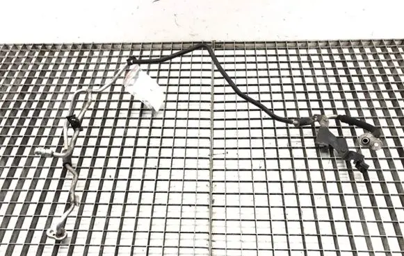 Porsche Cayenne (9PA) Air conditioning (A/C) pipe/hose 7L5820750D