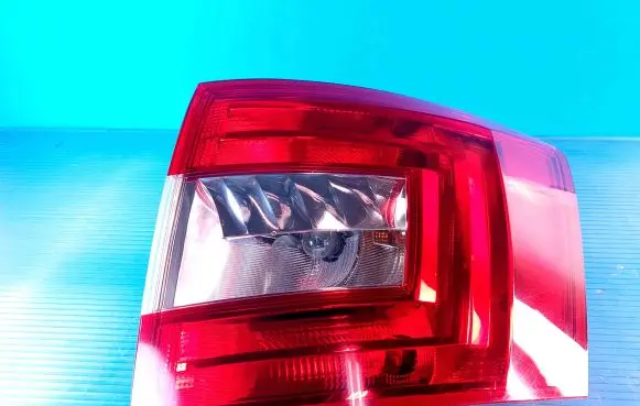 Skoda Octavia Mk3 (5E) Rear/tail lights 5E9945096 5E9945112