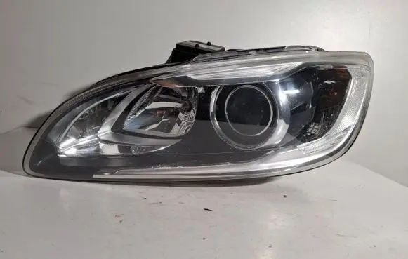 Volvo V60 Headlight/headlamp 31420261 90068996
