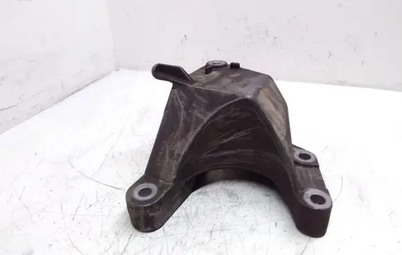 Opel Vectra C Engine mounting bracket 9191148