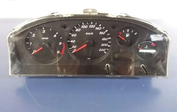 Nissan Almera N16 Speedometer (instrument cluster)