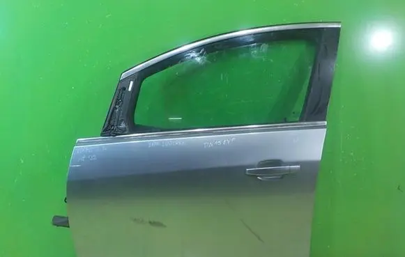 Opel Astra J Front door PRZOD LEWE