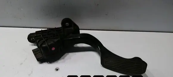 Lexus RX 330 - 350 - 400H Accelerator throttle pedal 7812048090