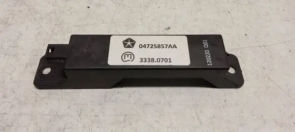 Jeep Grand Cherokee Keyless (KESSY) go control unit/module 04725857AA 33380701 A321018000