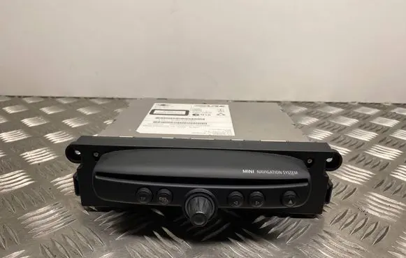 Mini Cooper Countryman R60 Radio/CD/DVD/GPS head unit 9354731