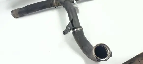 Intercooler hose/pipe