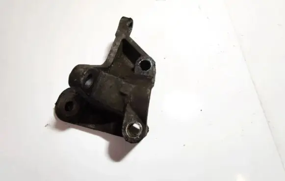 Ford Focus Engine mounting bracket xs4q9k552ab