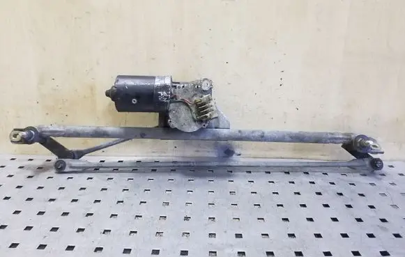 Opel Omega A Front wiper linkage and motor 90247172