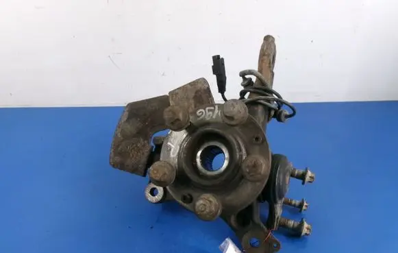 Peugeot 407 Front wheel hub spindle knuckle