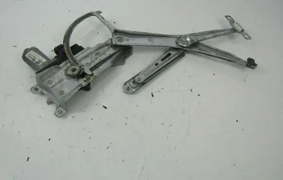 Opel Zafira A Front door window regulator with motor 90579356
