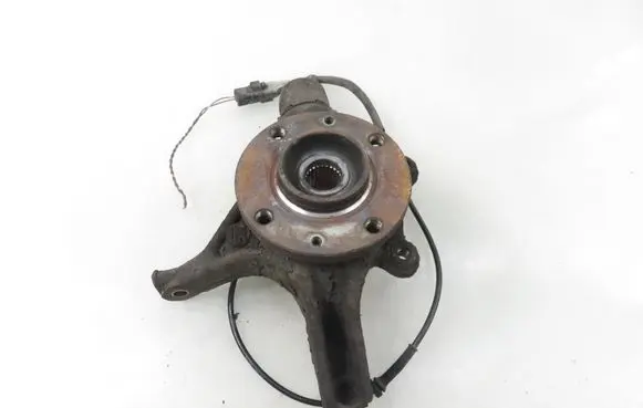 Citroen C4 I Picasso Front wheel hub spindle knuckle 