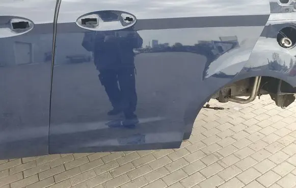Ford B-MAX Rear door