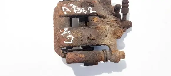 Nissan X-Trail T30 Rear brake caliper