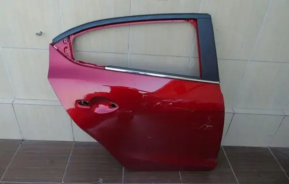 Mazda 3 III Rear door