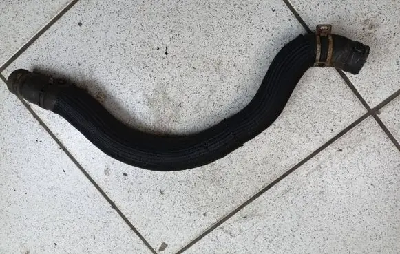Ford Edge II Engine coolant pipe/hose