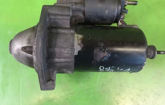 Audi A4 S4 B6 8E 8H Starter motor 06B911023