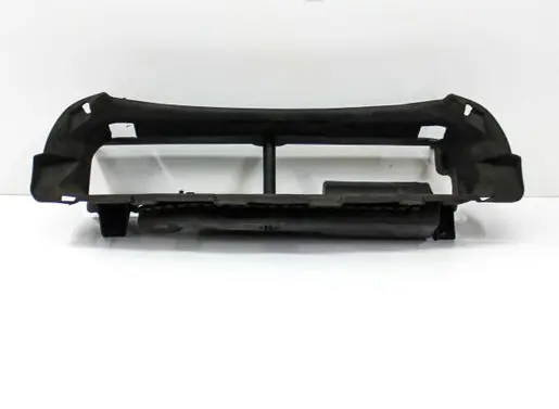 Volvo C30 Intercooler air guide/duct channel M0N7A