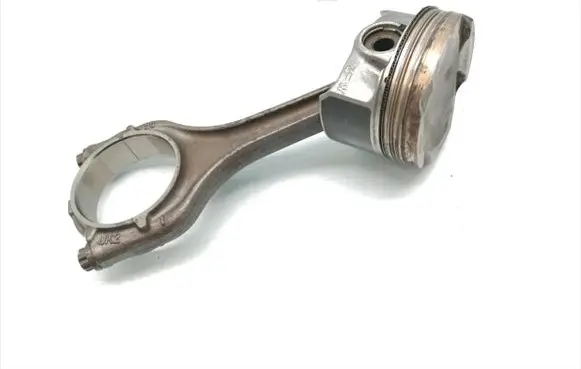 Skoda Octavia Mk3 (5E) Piston with connecting rod 