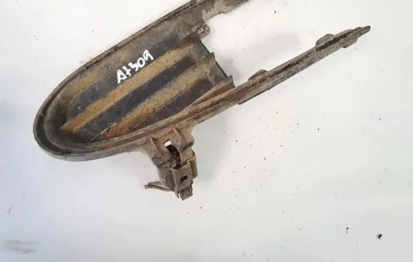 Volkswagen Sharan Front bumper lower grill 7m0853684b