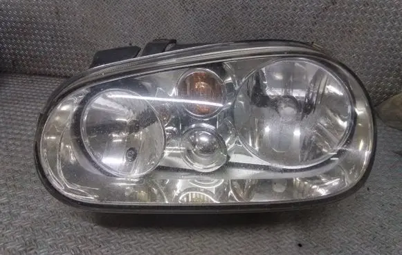 Volkswagen Golf IV Headlight/headlamp