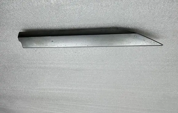 Volvo XC90 Front bumper upper radiator grill 31283900