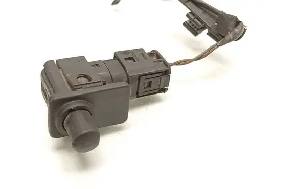 BMW 1 E81 E87 Bonnet alarm switch sensor 9119052