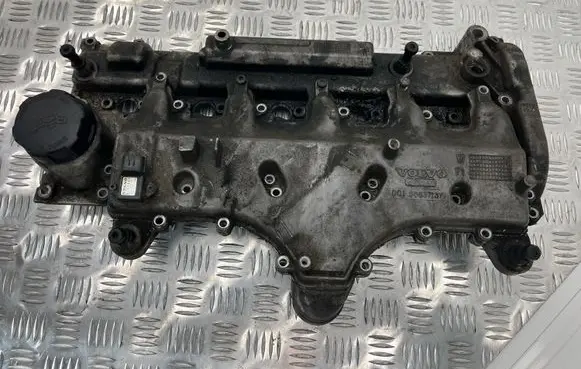 Volvo V70 Rocker cam cover 30637137