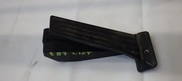 BMW 1 E81 E87 Accelerator throttle pedal 6793742