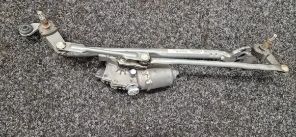 BMW X5 F15 Front wiper linkage 7292653