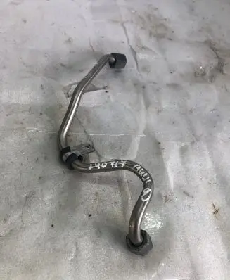 Audi Q3 F3 Fuel line pipe 05e130241a